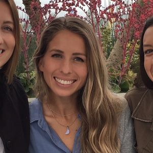 Meet your Posher, Madeline